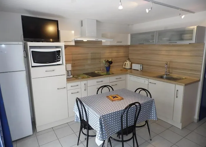 Сasa de vacaciones Maison Avec Terrasse Et Piscine, Climatisation, Parking Privé, 34340 - Fr-1-326-660 Marseillan (Herault)