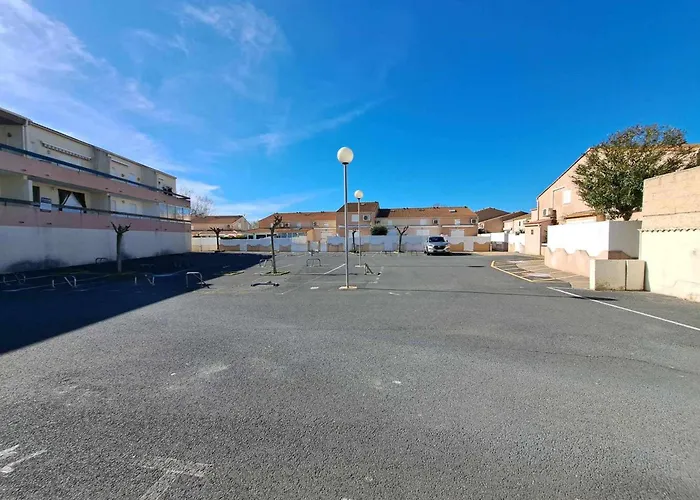 Maison Avec Terrasse Et Piscine, Climatisation, Parking Prive, 34340 - Fr-1-326-660 *